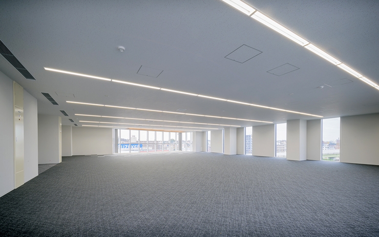 新社屋・基準階事務室②
